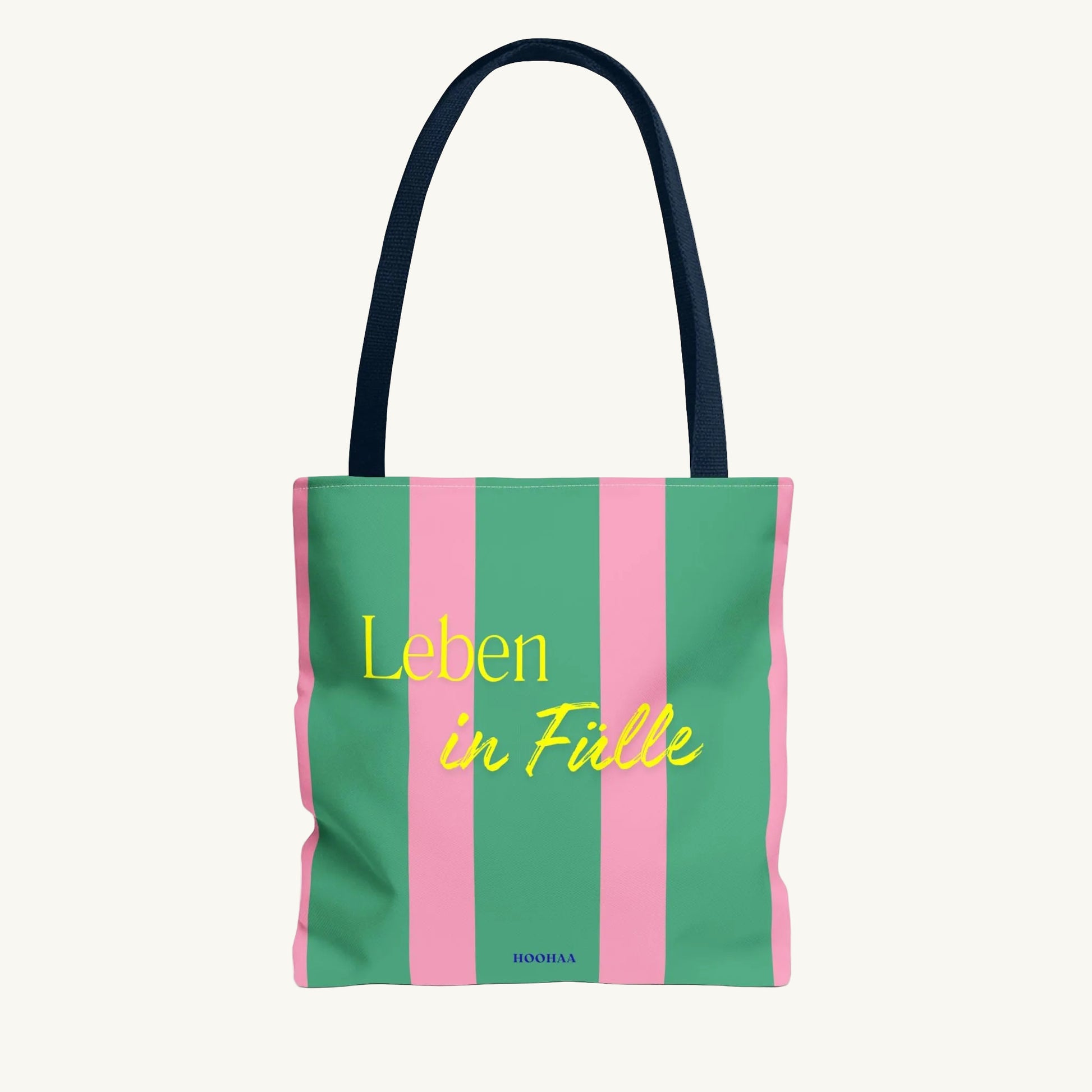 Tote Bag mit grün-pinken Streifen und dem gelben Schriftzug „Leben in Fülle“ von HOOHAA